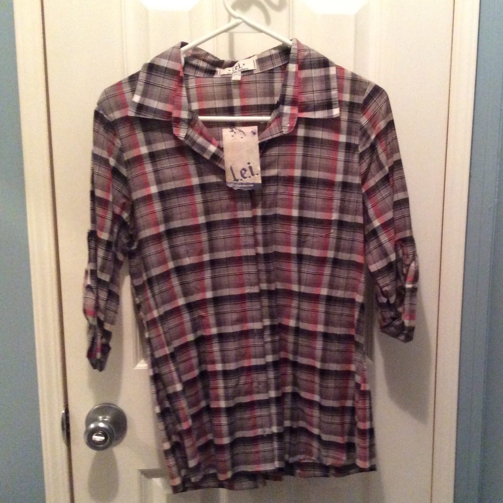 NWT lei plaid shirt